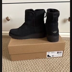UGG Women's Black Winter Boots